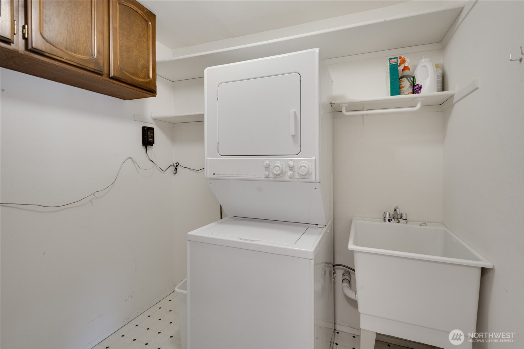 387 101st Avenue SE #202-F, Bellevue, WA 98004