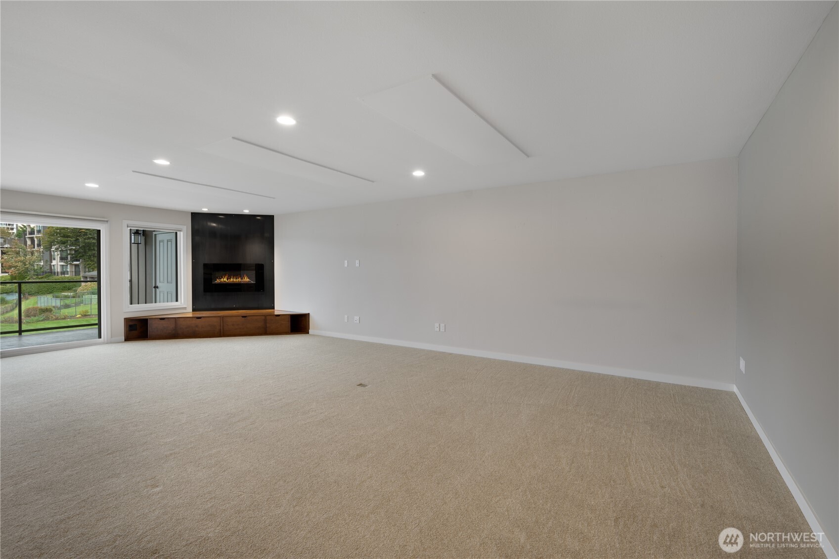 387 101st Avenue SE #202-F, Bellevue, WA 98004