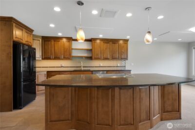 387 101st Avenue SE #202-F, Bellevue, WA 98004 - Photo 6