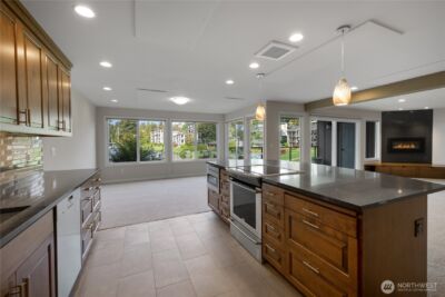 387 101st Avenue SE #202-F, Bellevue, WA 98004 - Photo 7