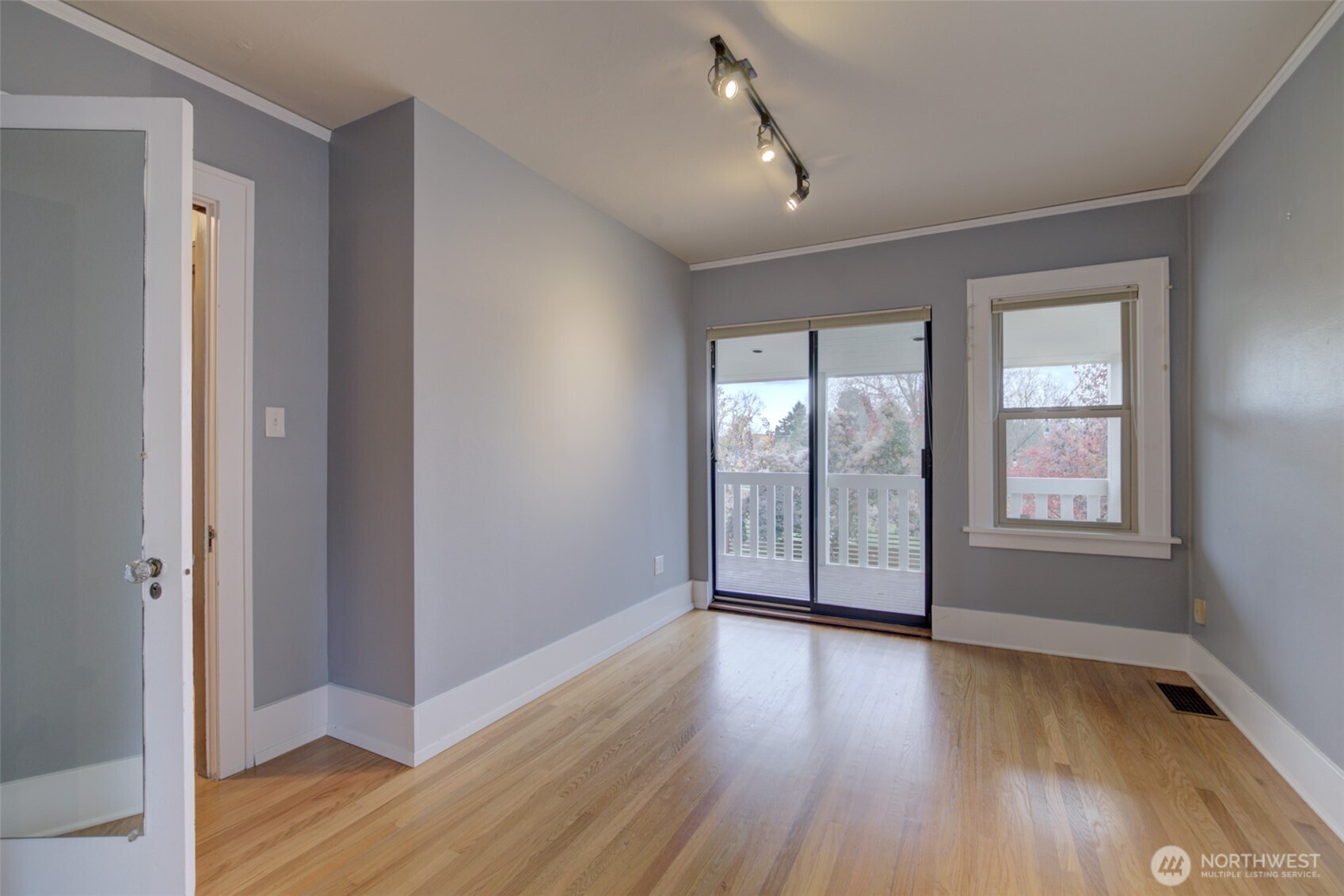 357 29th Avenue , Seattle, WA 98122