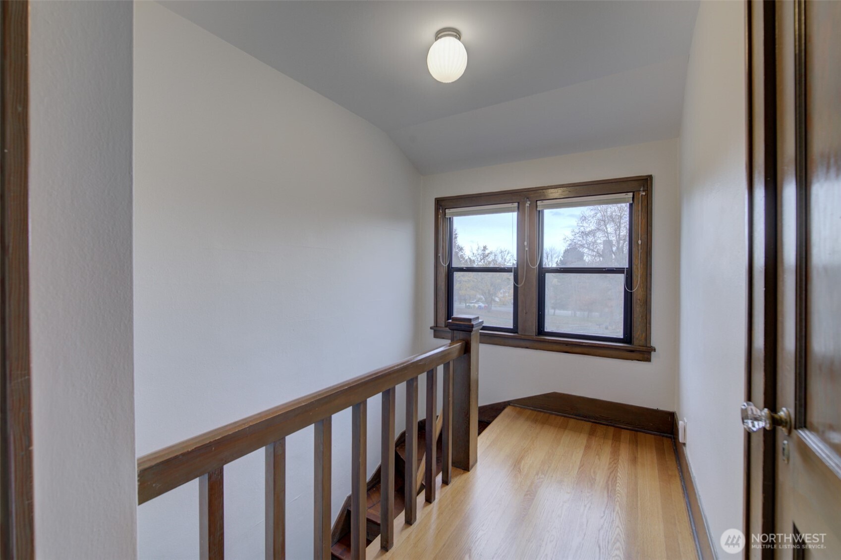 357 29th Avenue , Seattle, WA 98122
