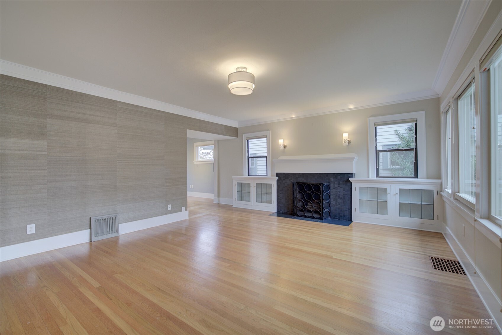 357 29th Avenue , Seattle, WA 98122