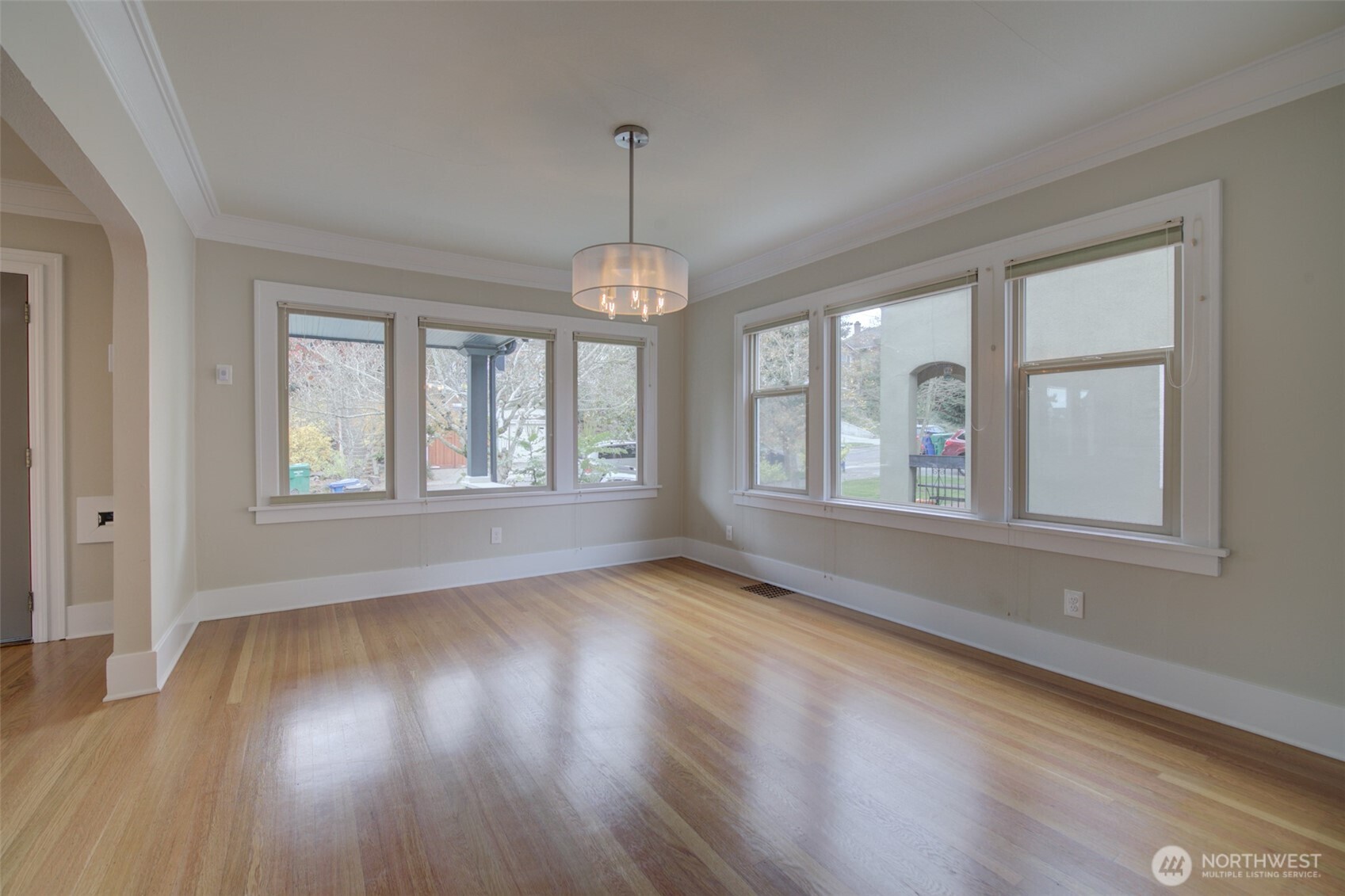 357 29th Avenue , Seattle, WA 98122
