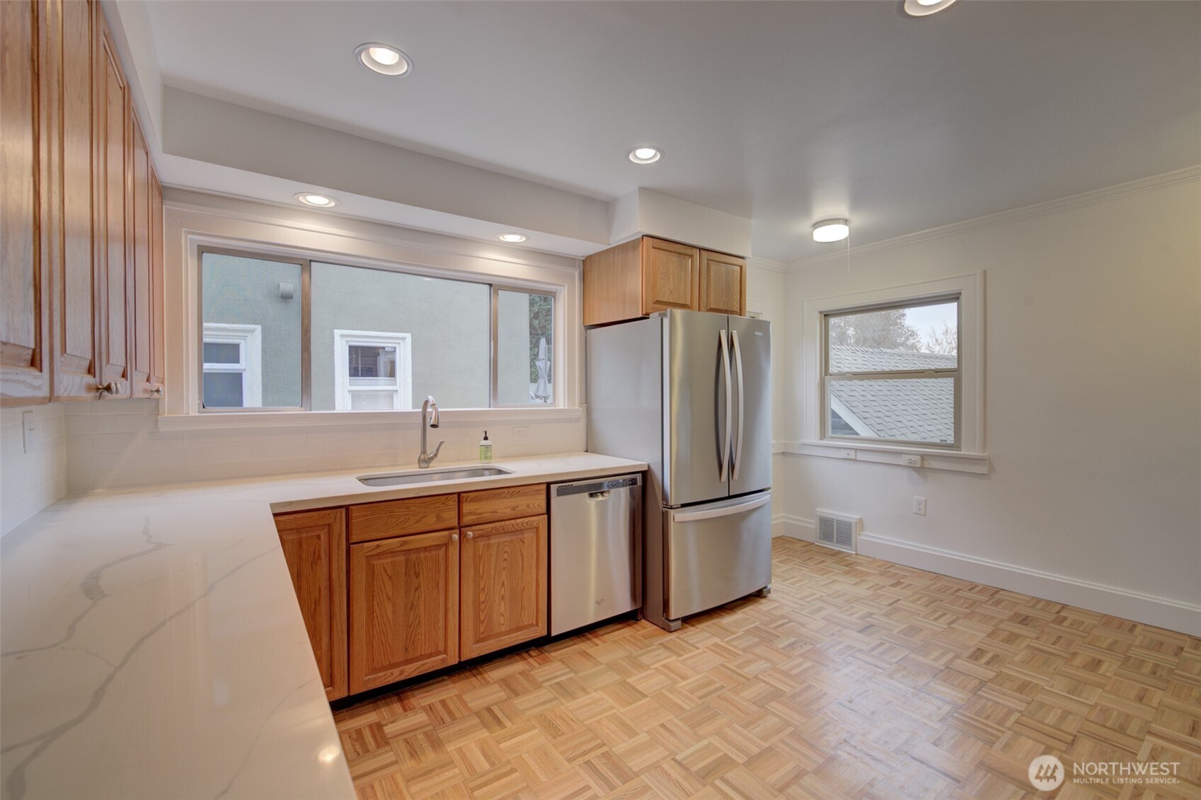 357 29th Avenue , Seattle, WA 98122