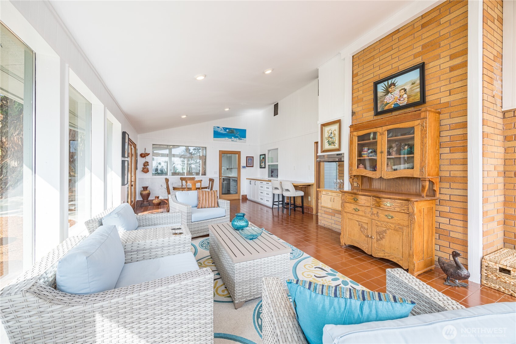 382 Discovery Way , Sequim, WA 98382