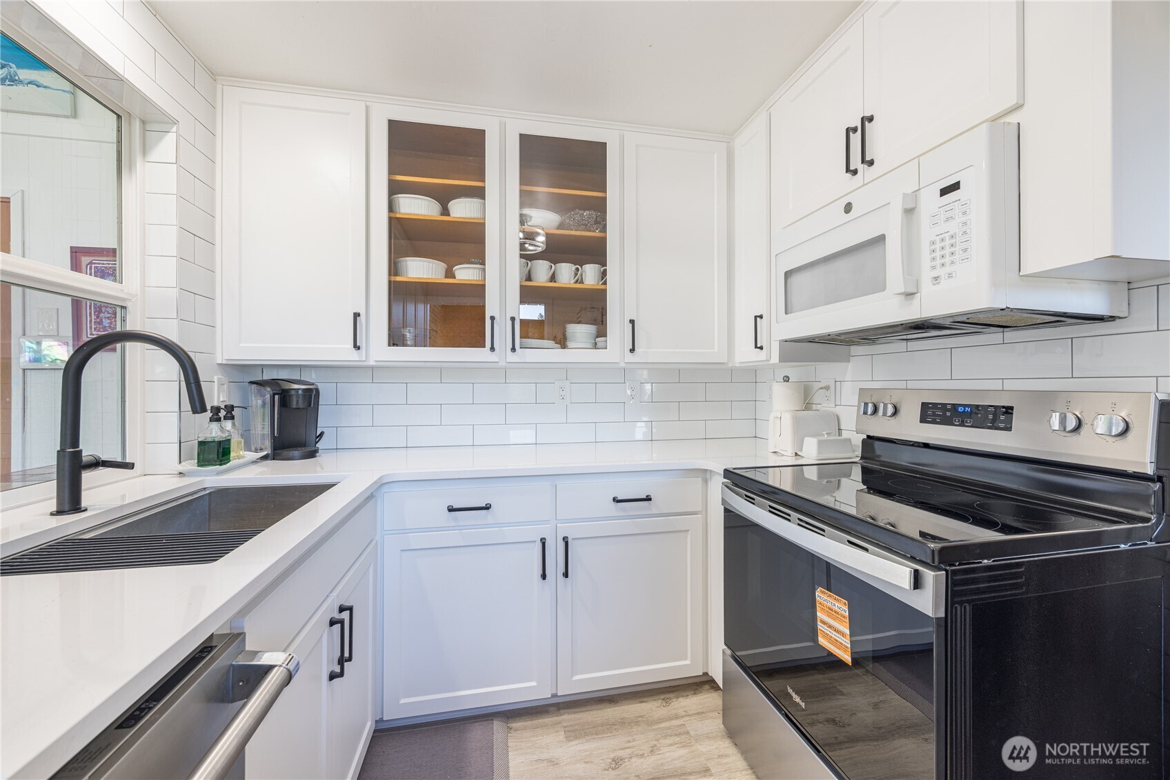 382 Discovery Way , Sequim, WA 98382