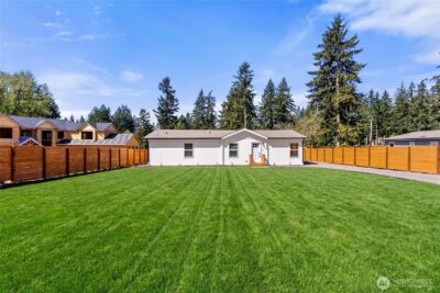 18495 SE Covington Sawyer Road , Kent, WA 98042 - Photo 5