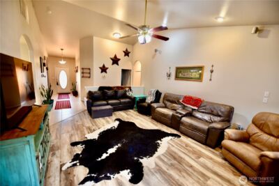 12294 Rd. 9.5 NE, Moses Lake, WA 98837 - Photo 4