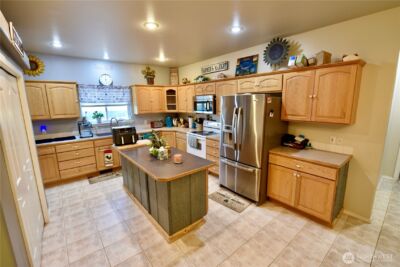 12294 Rd. 9.5 NE, Moses Lake, WA 98837 - Photo 8