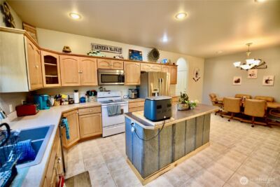12294 Rd. 9.5 NE, Moses Lake, WA 98837 - Photo 9