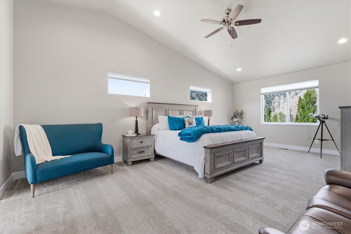 80 Barber Road , Orondo, WA 98843