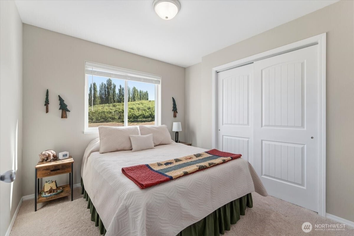 80 Barber Road , Orondo, WA 98843
