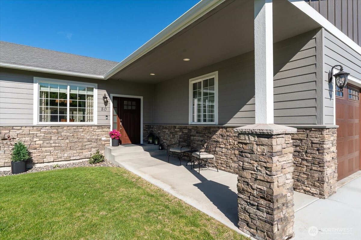 80 Barber Road , Orondo, WA 98843
