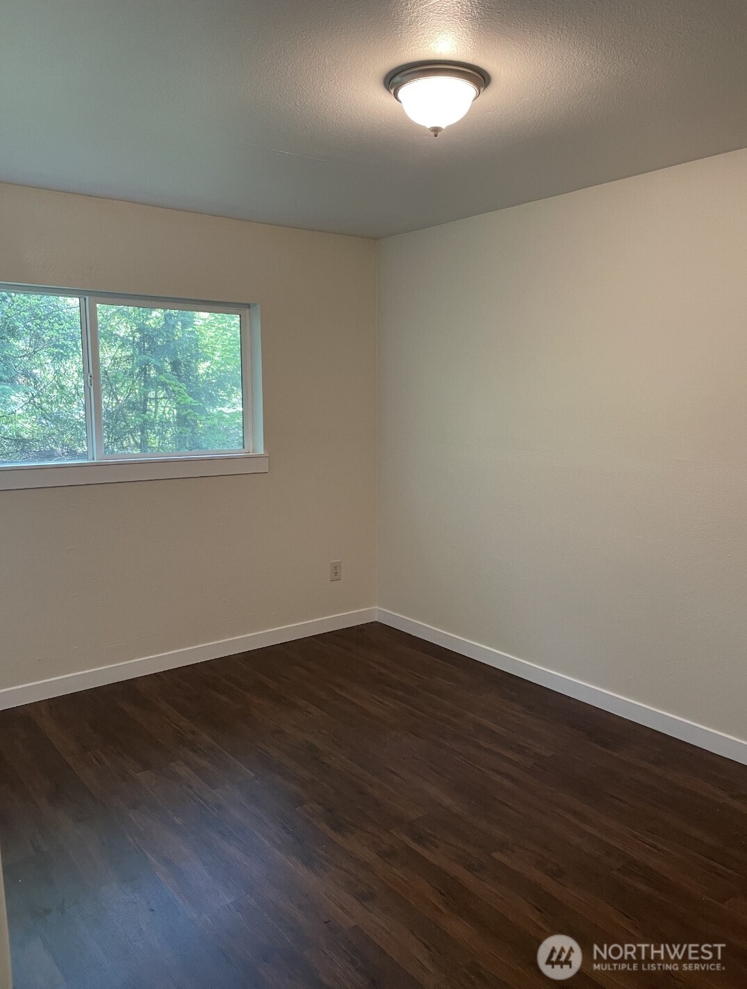 102 Garden Hill Road W, Elma, WA 98541