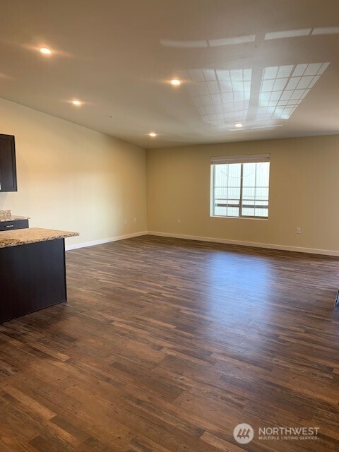 120 Corrin Avenue NW, Orting, WA 98360-8503