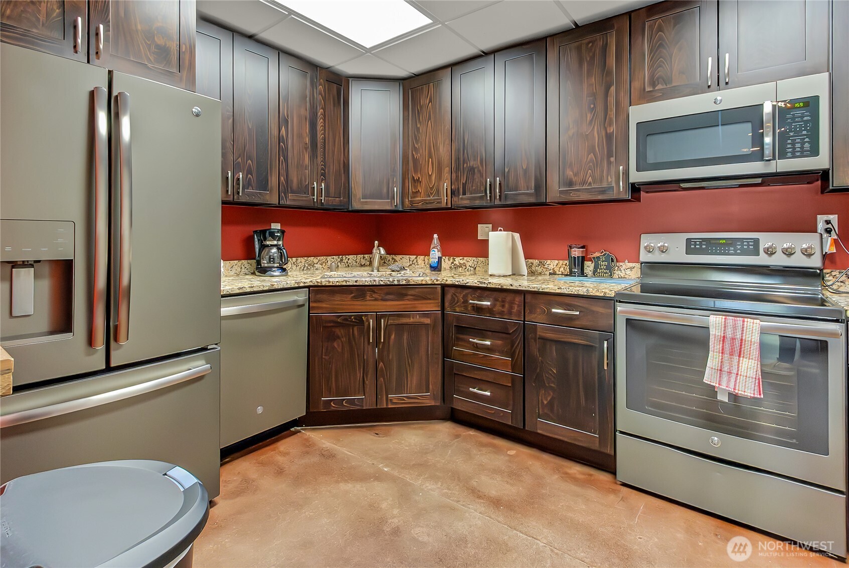 120 Corrin Avenue NW, Orting, WA 98360-8503