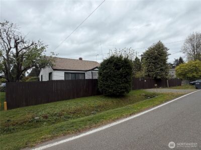 656 SW 149th Street , Burien, WA 98166 - Photo 2