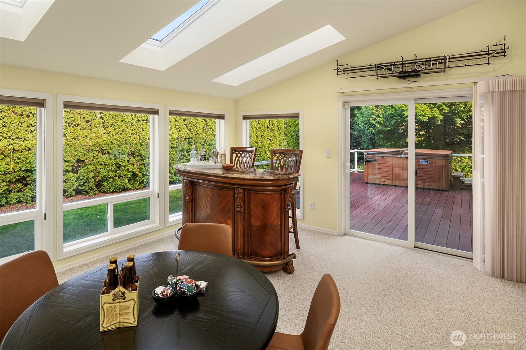 6336 126th Street SW, Mukilteo, WA 98275-5582