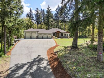 6120 Lake St Clair SE, Olympia, WA 98513