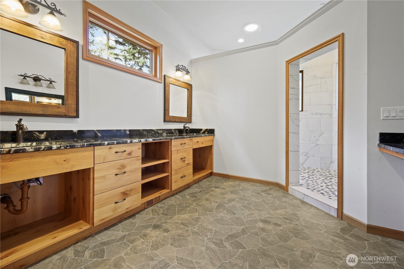 6120 Lake St Clair SE, Olympia, WA 98513