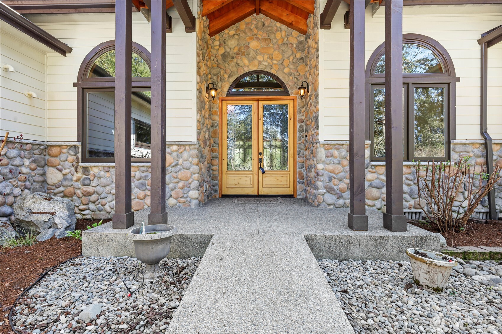 6120 Lake St Clair SE, Olympia, WA 98513