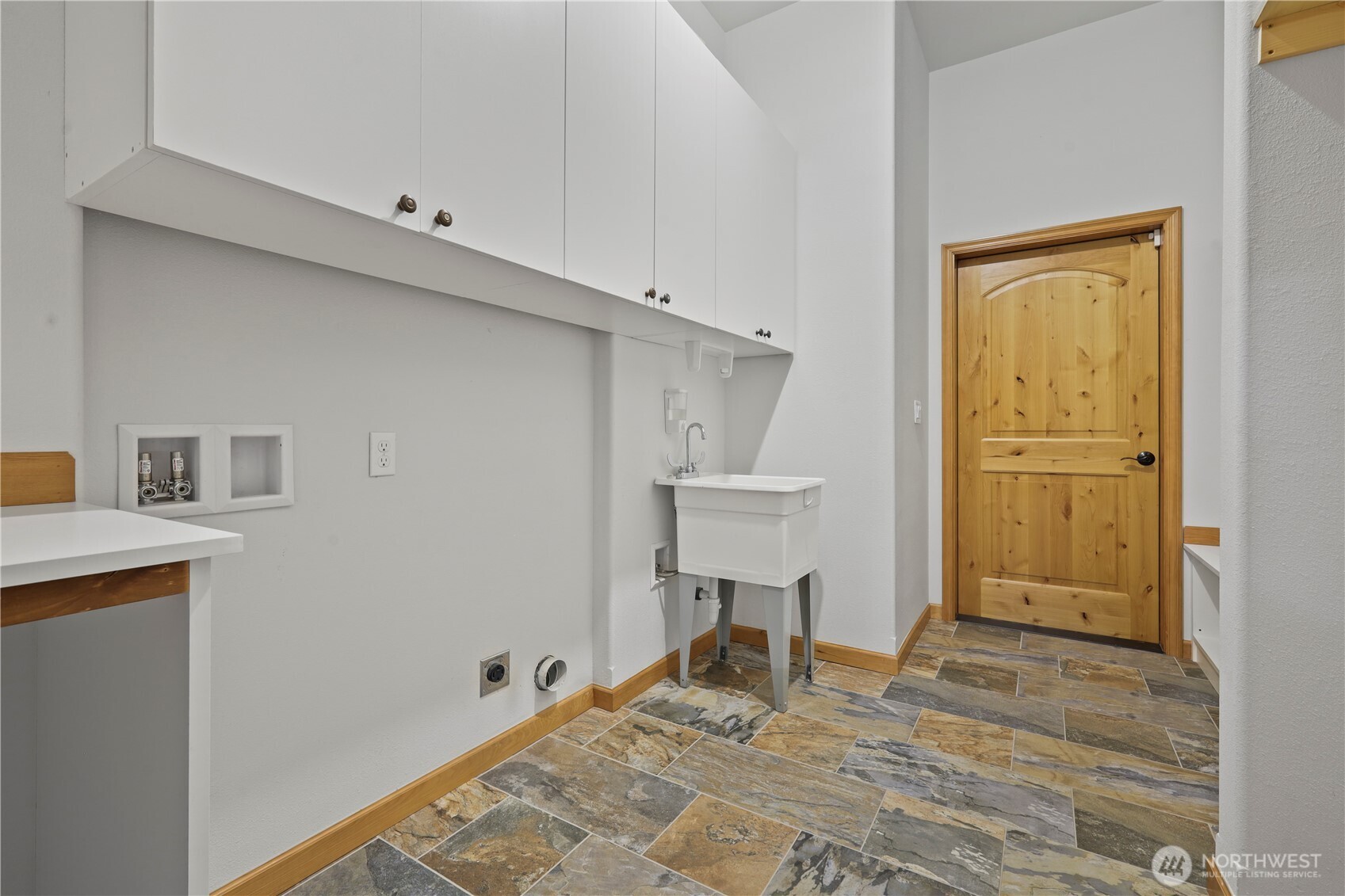 6120 Lake St Clair SE, Olympia, WA 98513