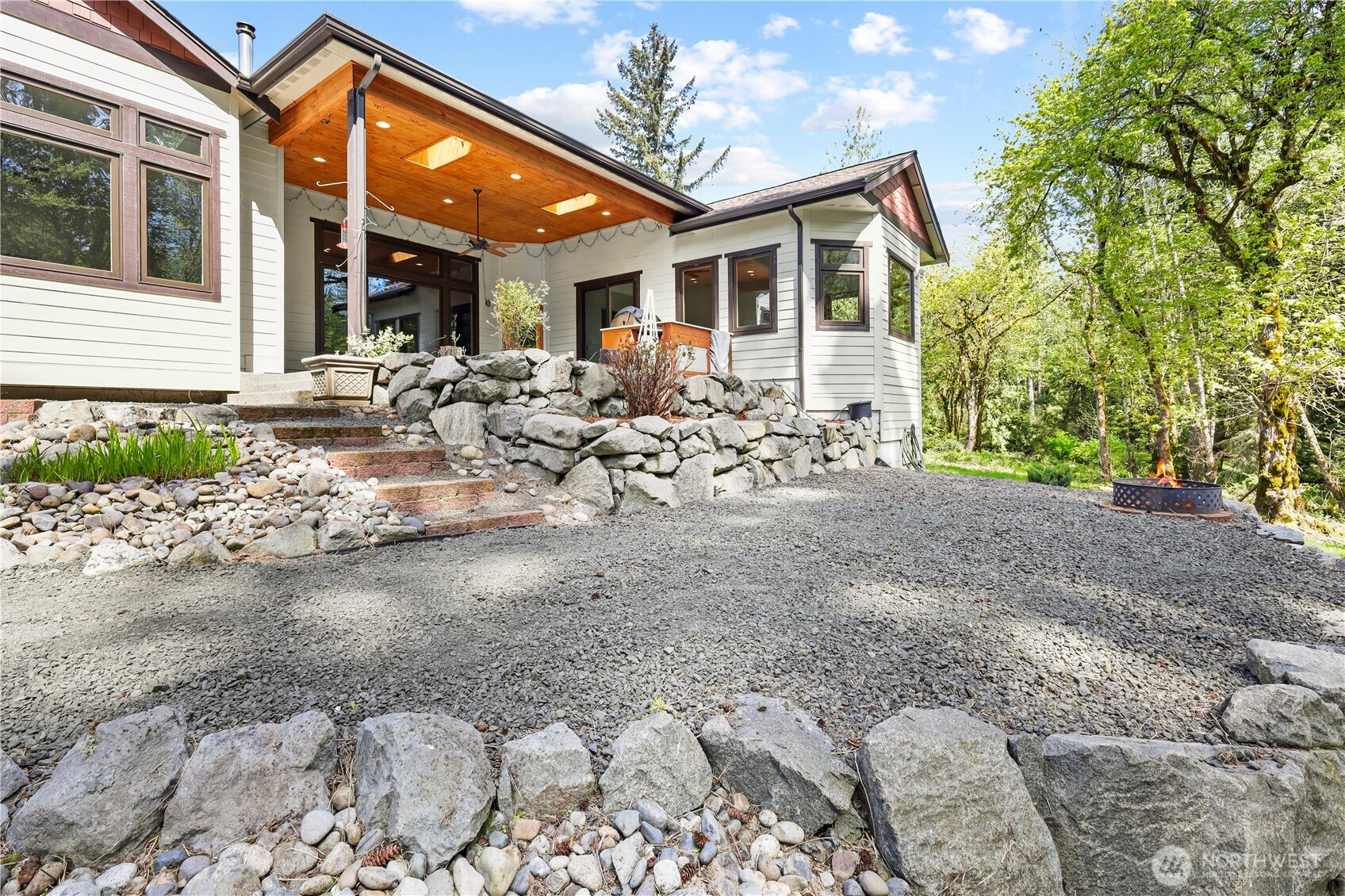 6120 Lake St Clair SE, Olympia, WA 98513