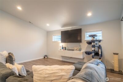 123 E 9th Avenue #29, Moses Lake, WA 98837 - Photo 2