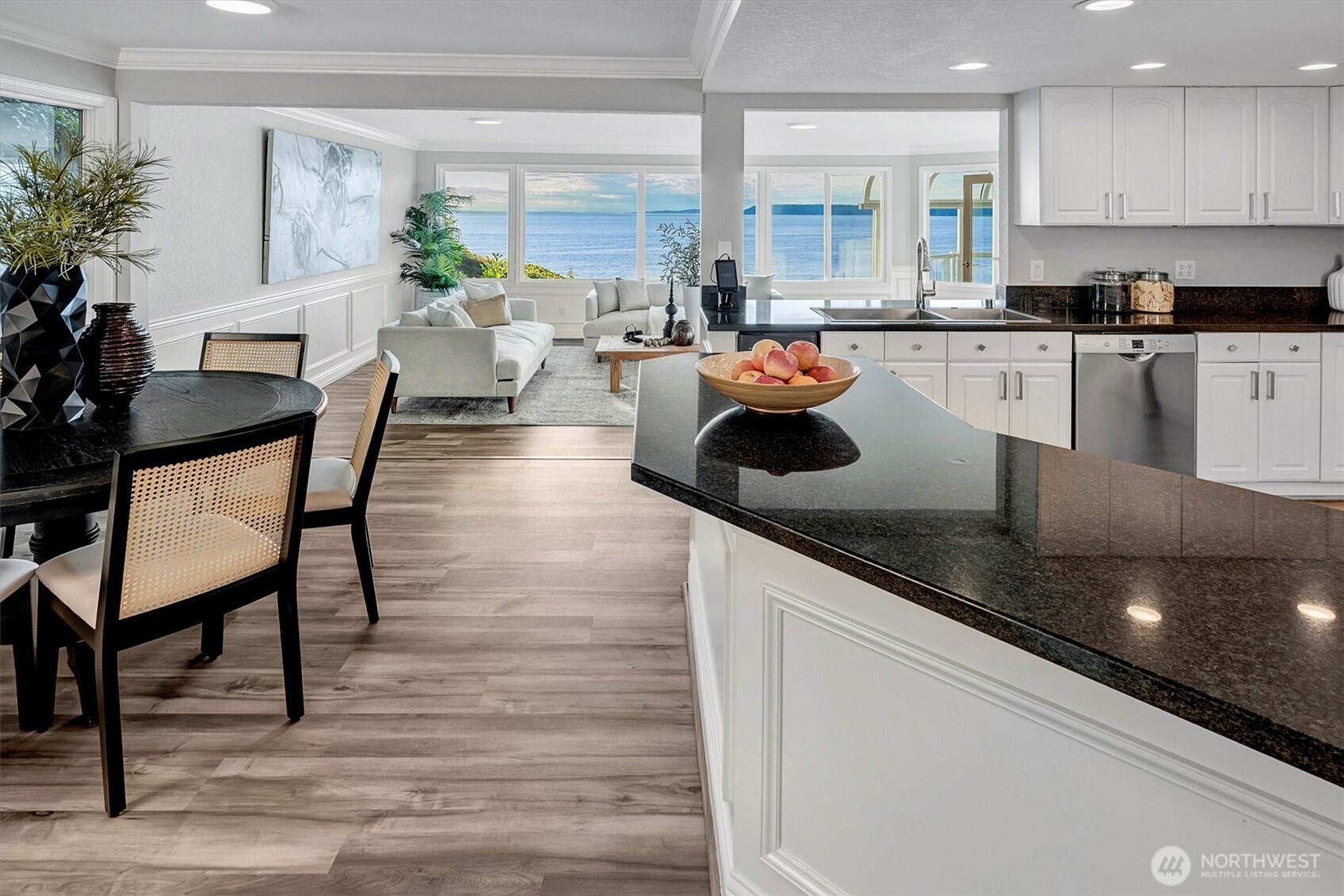 8001 Talbot Road , Edmonds, WA 98026-5040