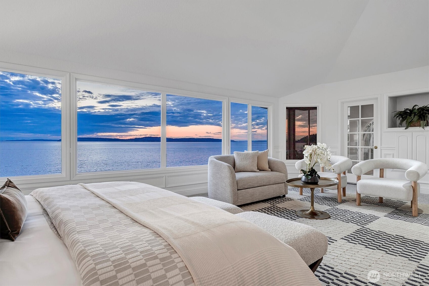 8001 Talbot Road , Edmonds, WA 98026-5040