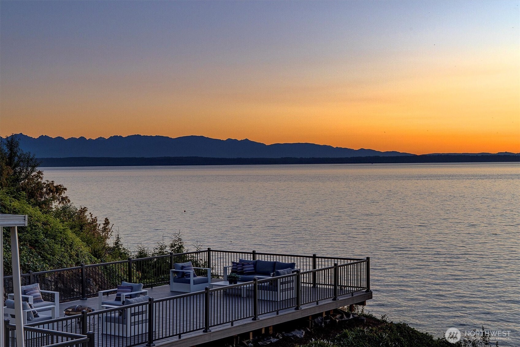 8001 Talbot Road , Edmonds, WA 98026-5040