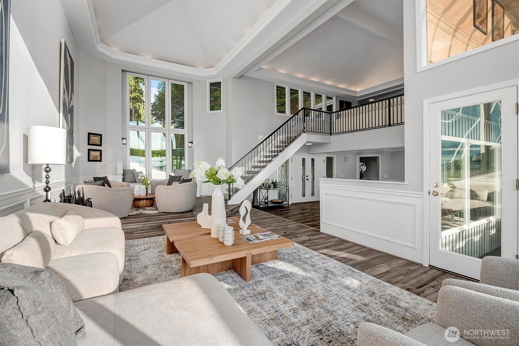 8001 Talbot Road , Edmonds, WA 98026-5040