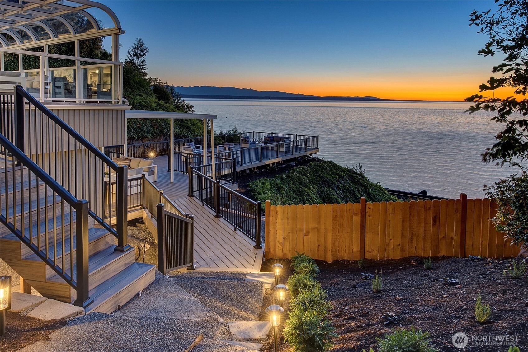 8001 Talbot Road , Edmonds, WA 98026-5040