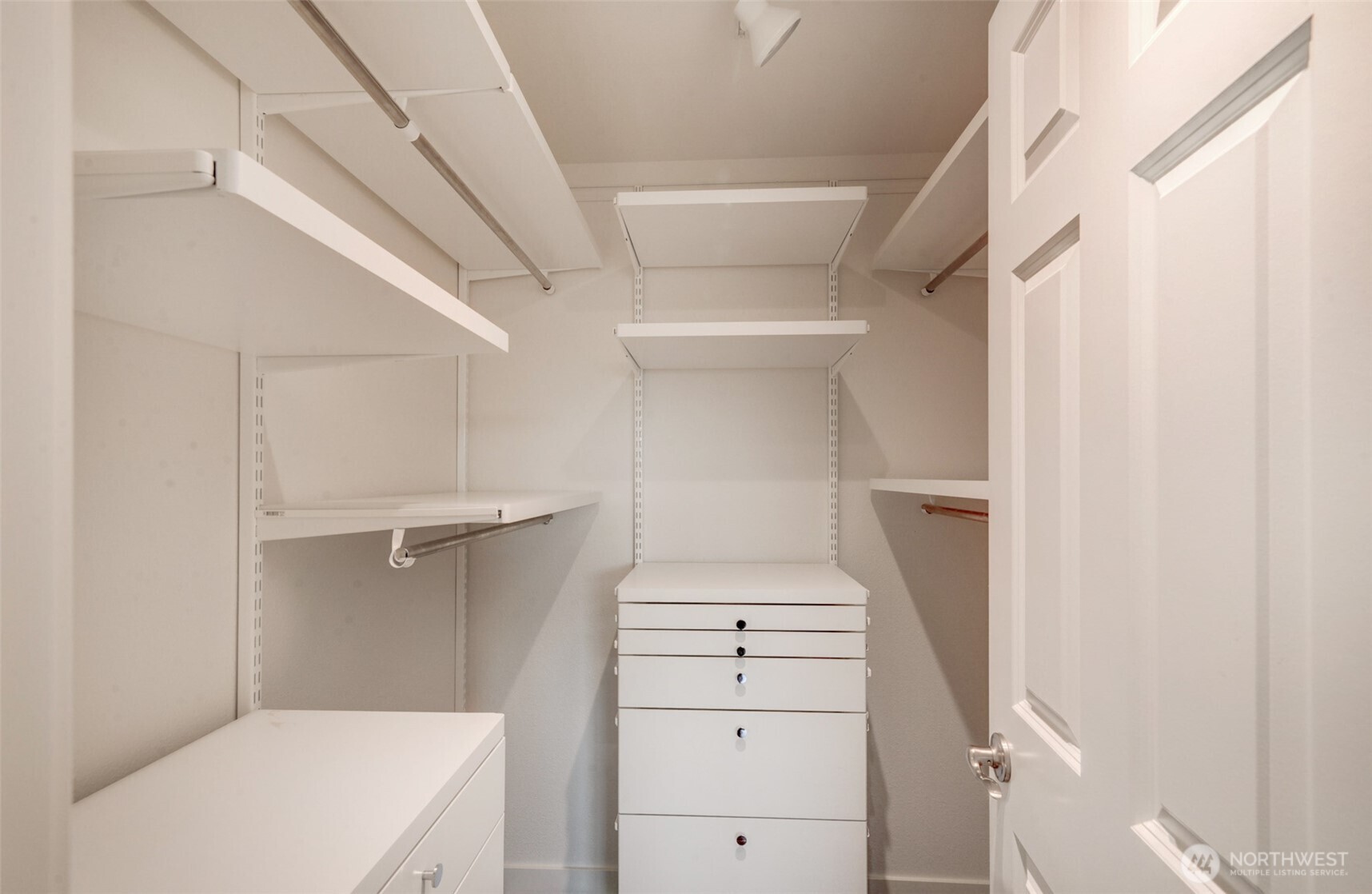 15214 NE 8th Street #G18, Bellevue, WA 98007