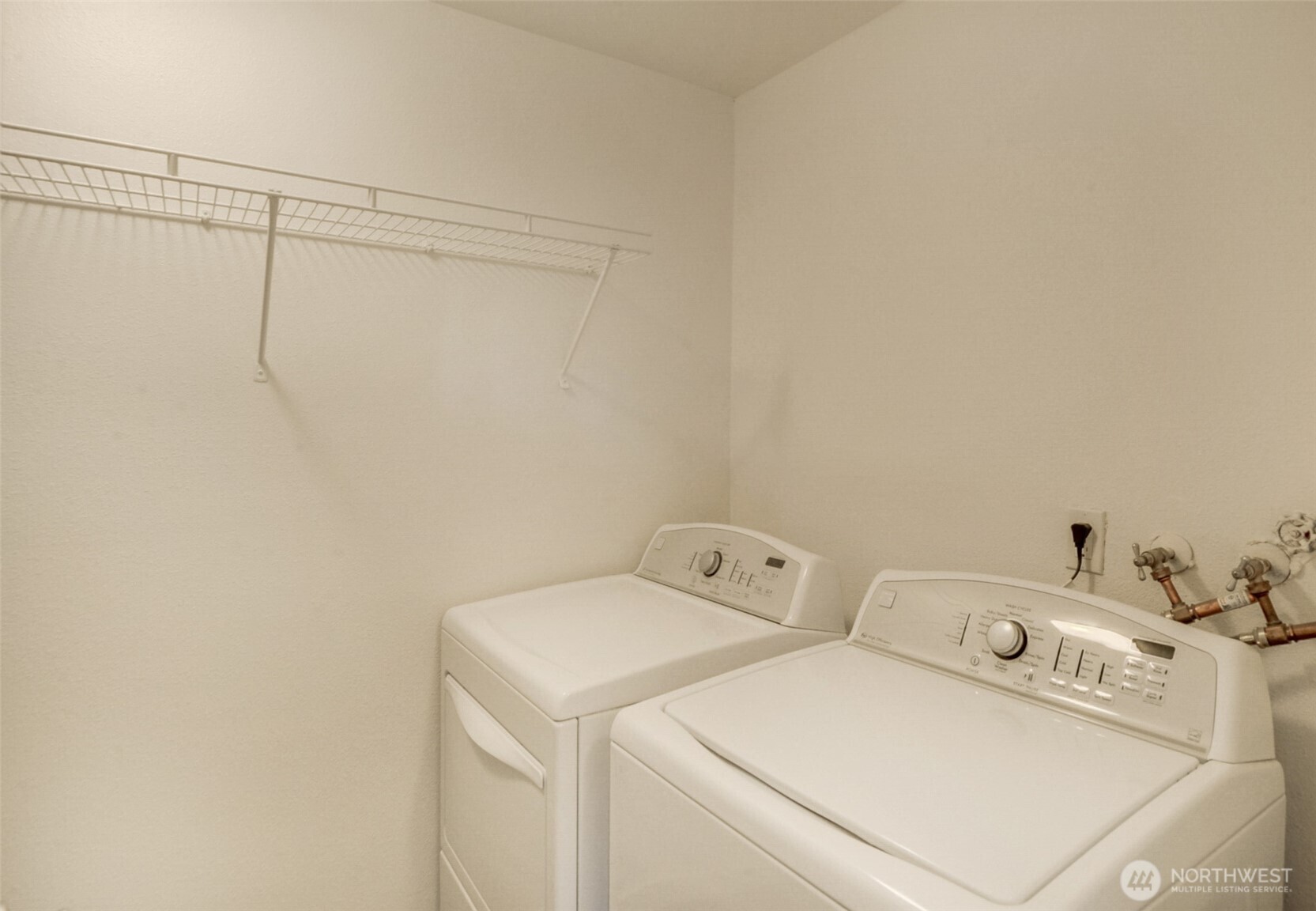 15214 NE 8th Street #G18, Bellevue, WA 98007