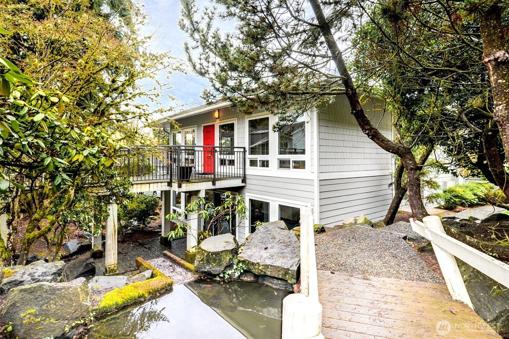 15214 NE 8th Street #G18, Bellevue, WA 98007