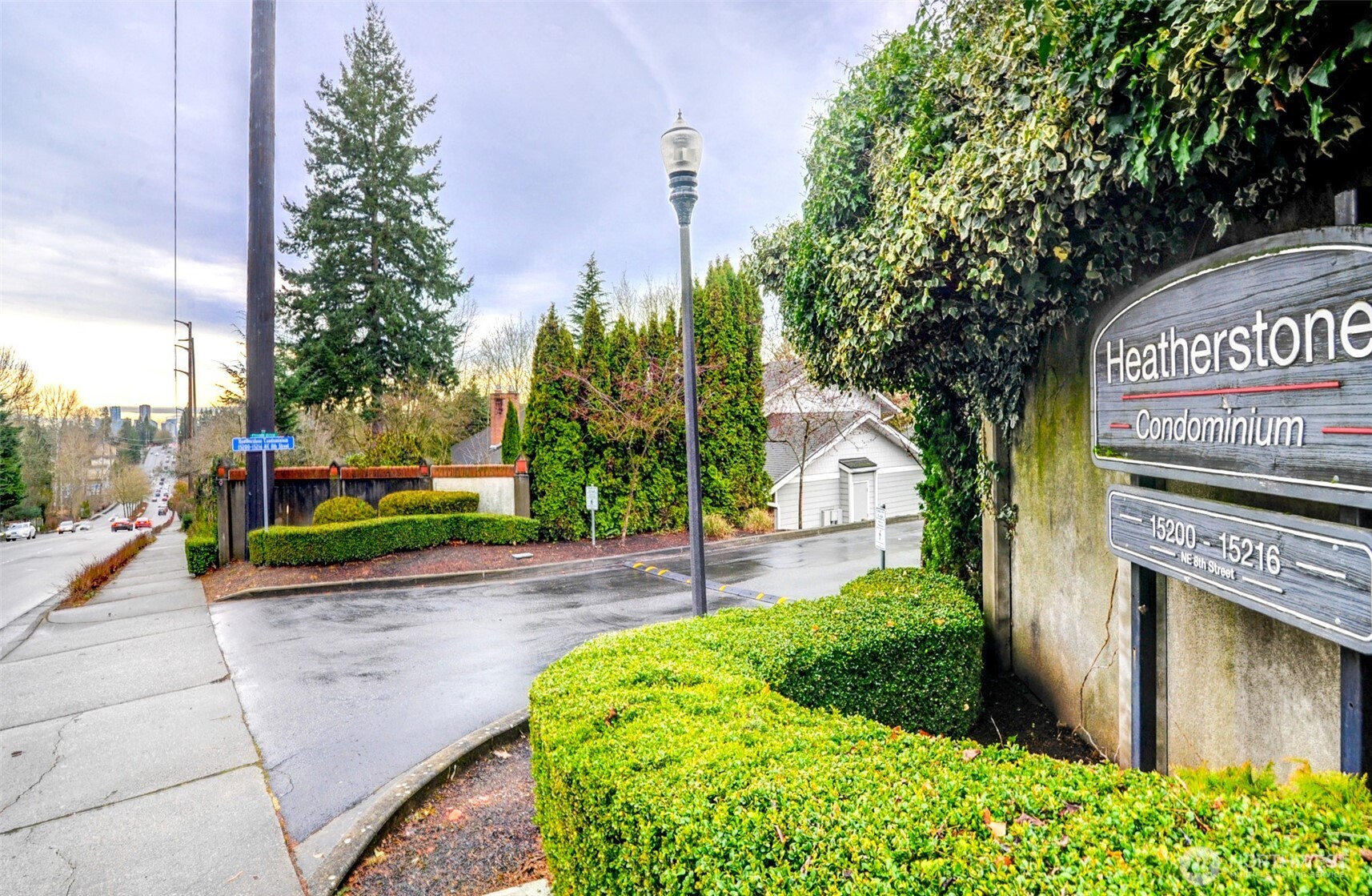 15214 NE 8th Street #G18, Bellevue, WA 98007