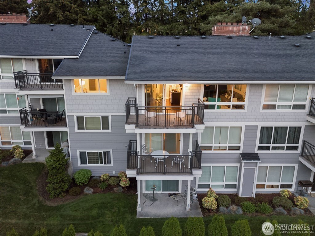 15214 NE 8th Street #G18, Bellevue, WA 98007