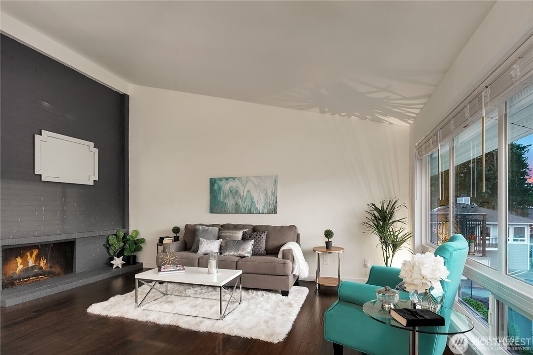 15214 NE 8th Street #G18, Bellevue, WA 98007