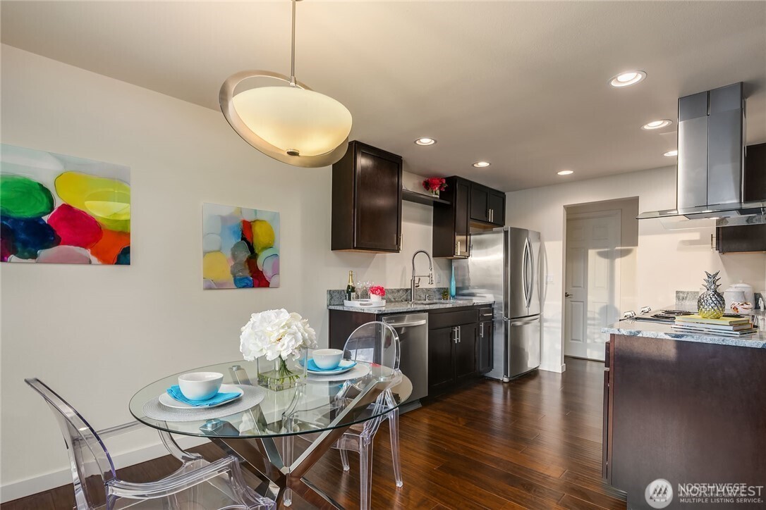 15214 NE 8th Street #G18, Bellevue, WA 98007