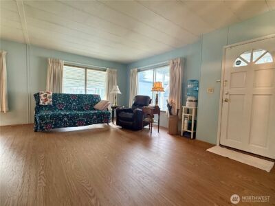 11622 Silver Lake Road #55, Everett, WA 98208 - Photo 2