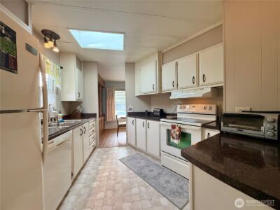11622 Silver Lake Road #55, Everett, WA 98208 - Photo 7