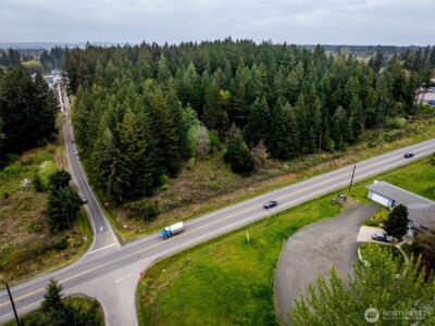 1073 SE Sedgwick Road , Port Orchard, WA 98366 - Photo 13