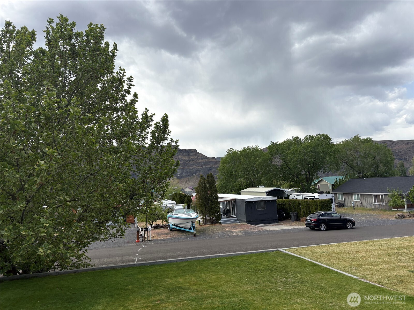737 SW Section Avenue , Quincy, WA 98848