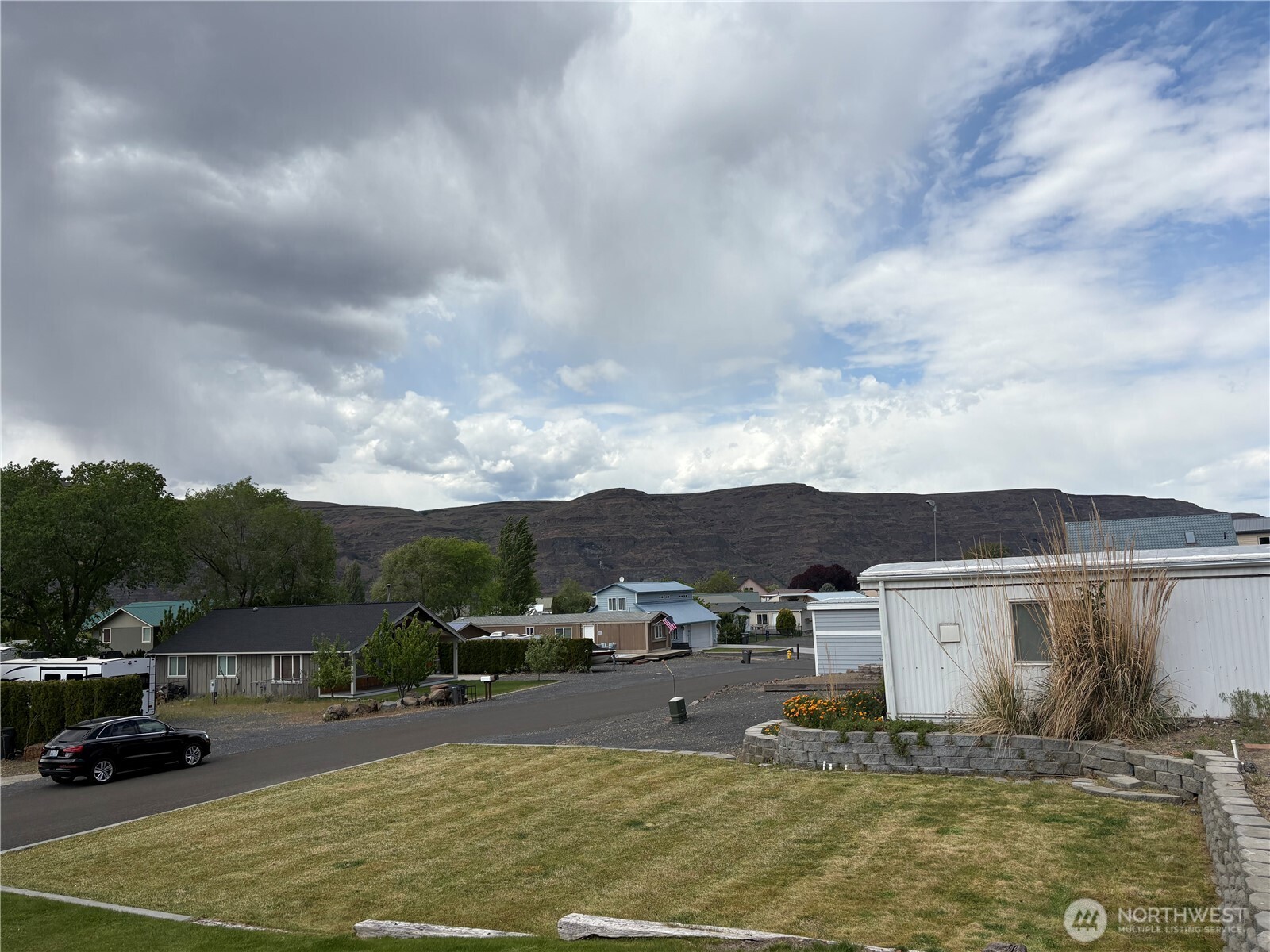 737 SW Section Avenue , Quincy, WA 98848