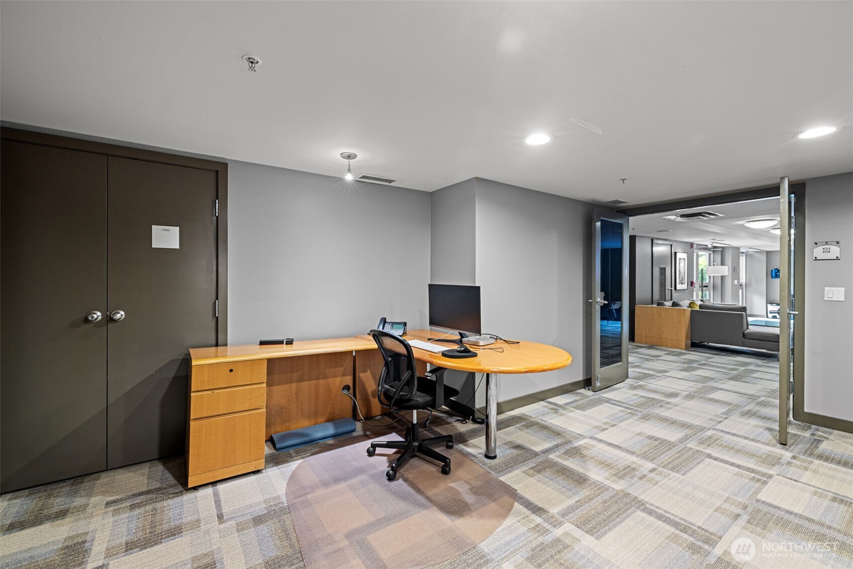 2929 1st Avenue #205, Seattle, WA 98121