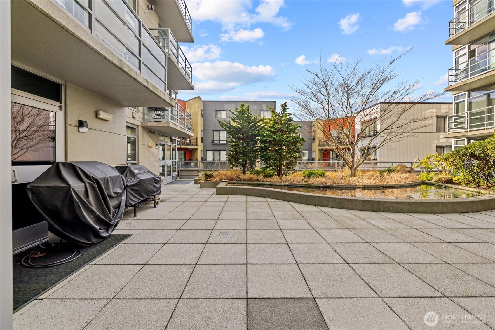 2929 1st Avenue #205, Seattle, WA 98121