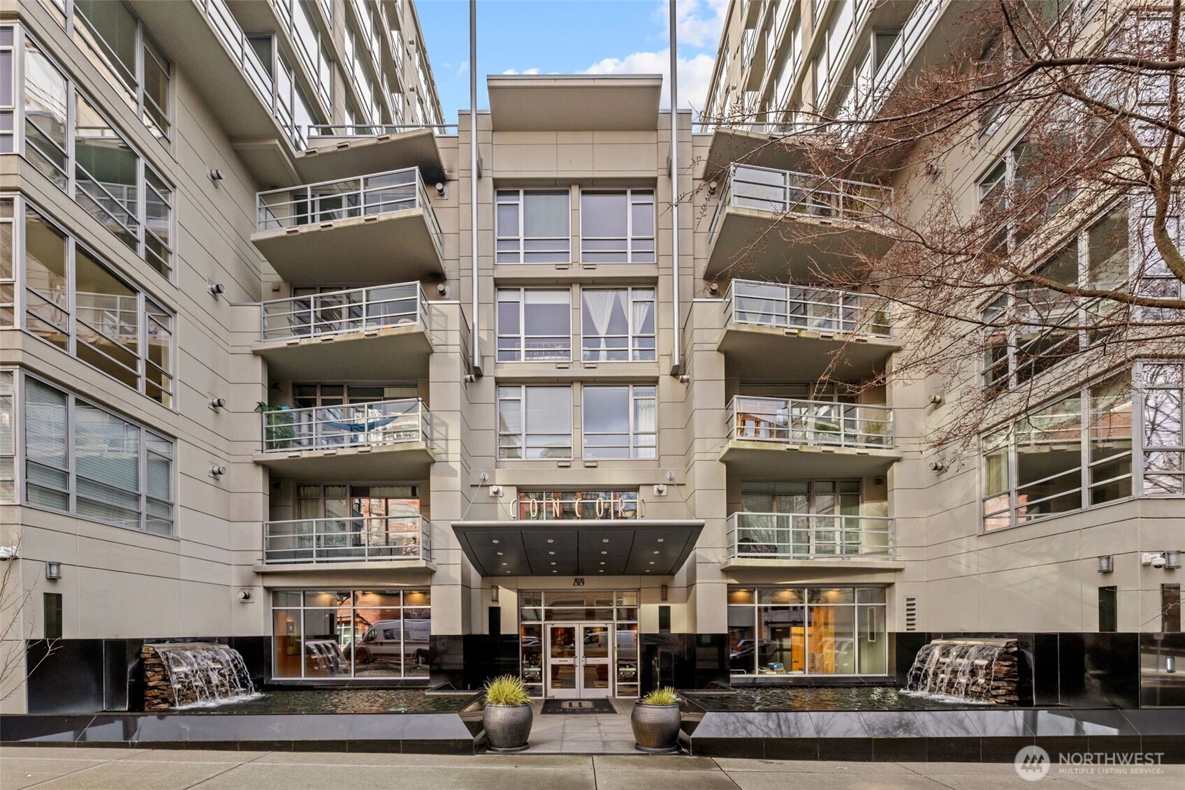 2929 1st Avenue #205, Seattle, WA 98121