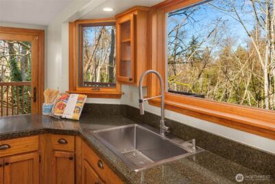 11925 Maplewood Avenue , Edmonds, WA 98026 - Photo 19